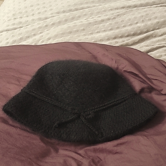 Black fuzzy beanie bucket hat one size women's - Picture 3 of 9